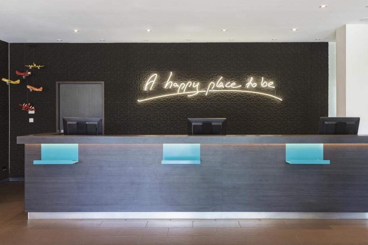 Park Inn By Radisson Frankfurt Airport Frankfurt am Main ภายนอก รูปภาพ
