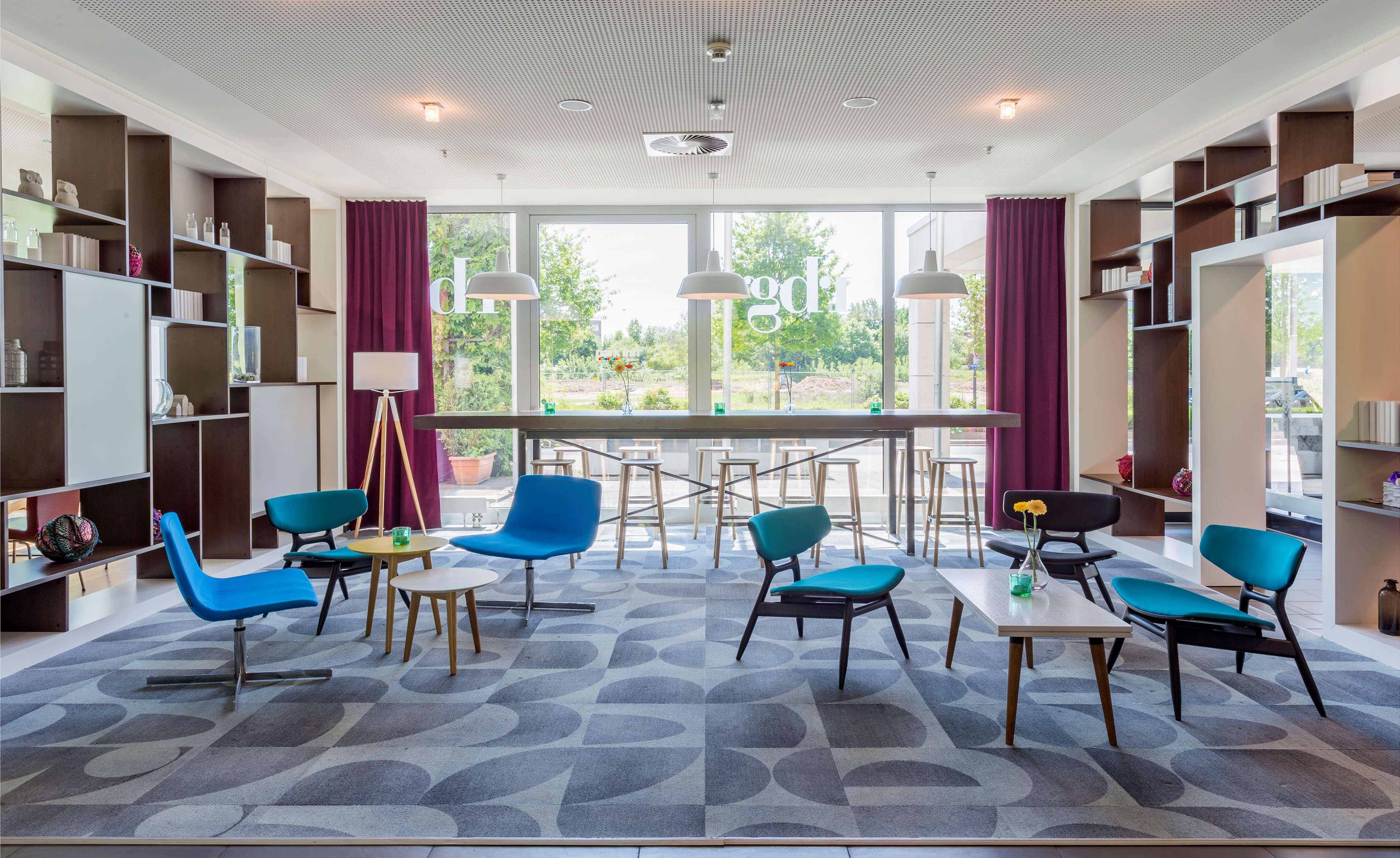 Park Inn By Radisson Frankfurt Airport Frankfurt am Main ภายนอก รูปภาพ