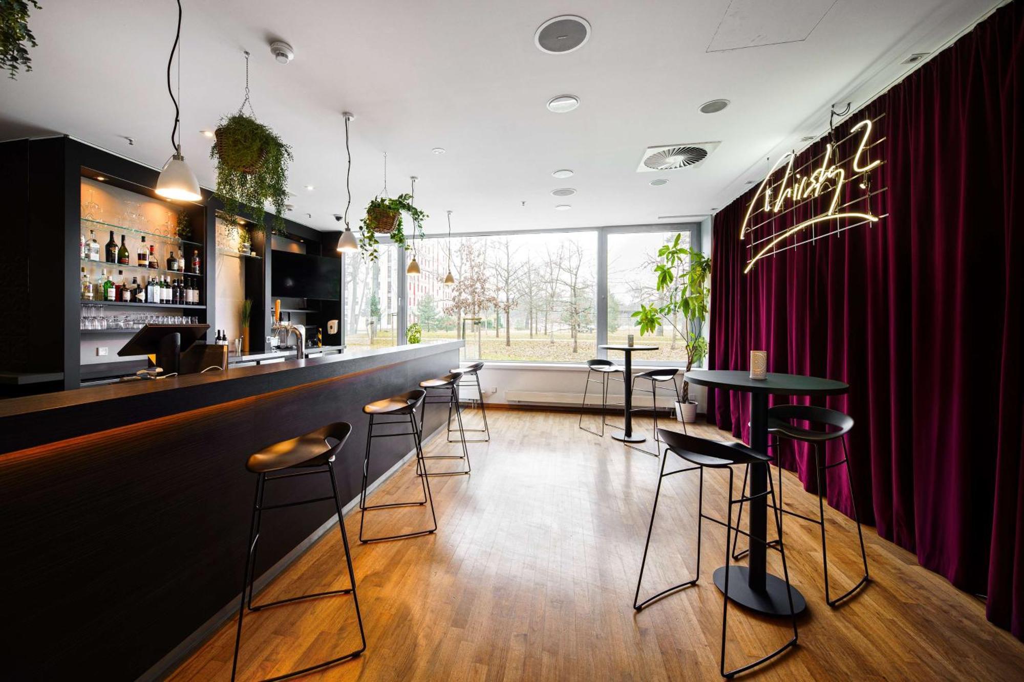 Park Inn By Radisson Frankfurt Airport Frankfurt am Main ภายนอก รูปภาพ