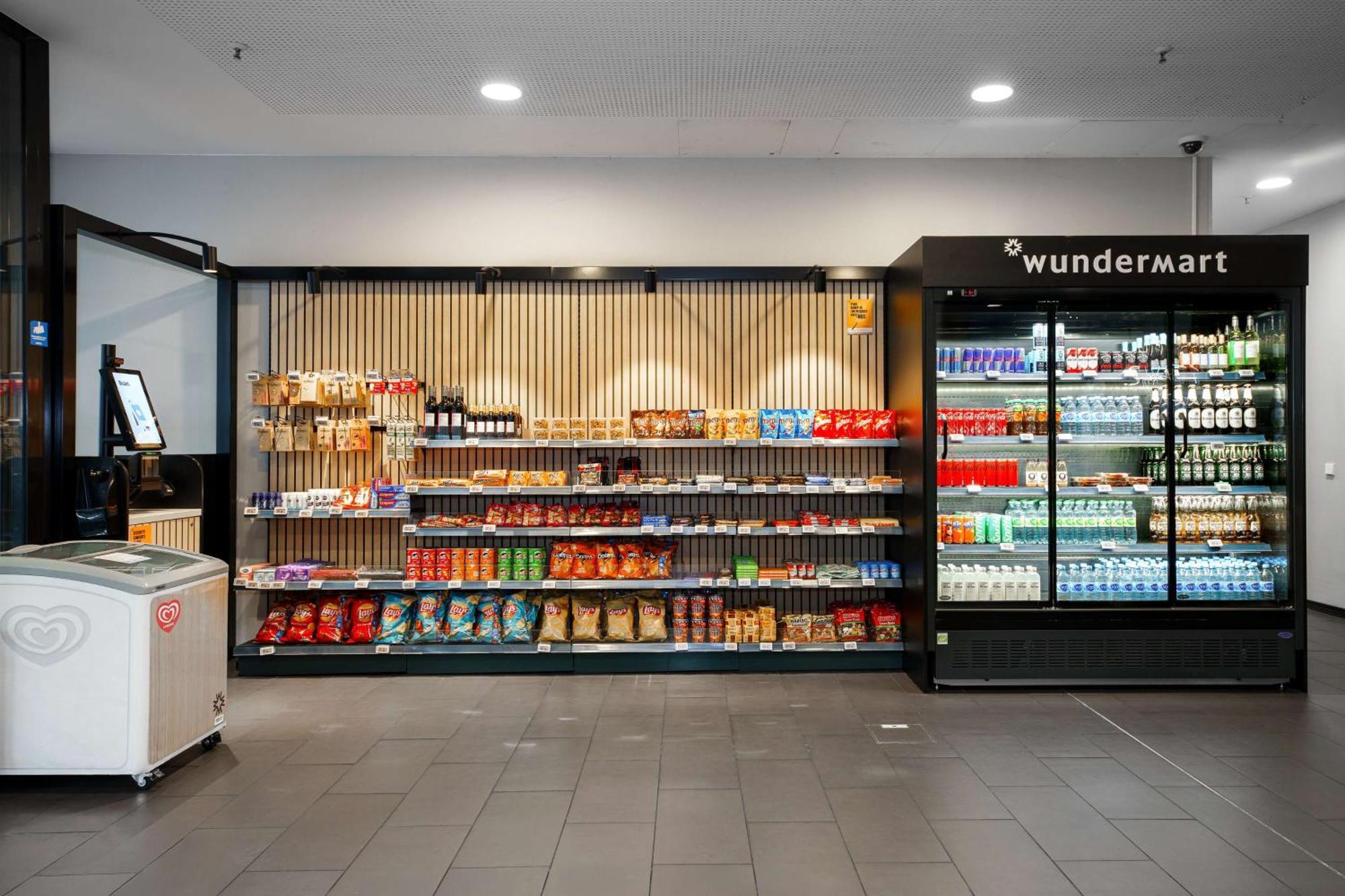 Park Inn By Radisson Frankfurt Airport Frankfurt am Main ภายนอก รูปภาพ