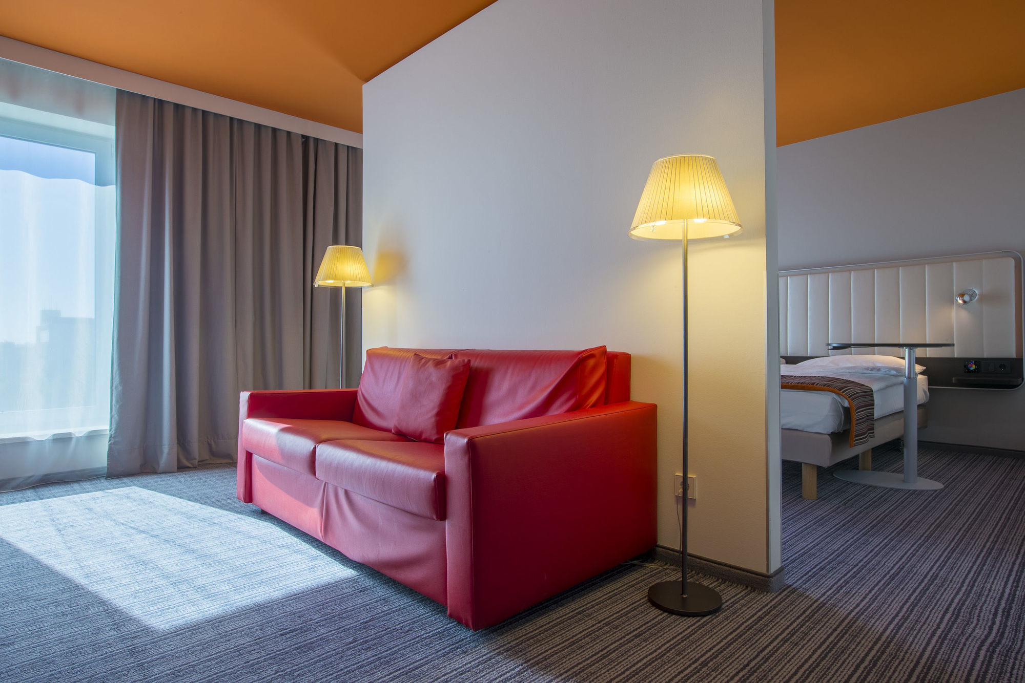 Park Inn By Radisson Frankfurt Airport Frankfurt am Main ภายนอก รูปภาพ